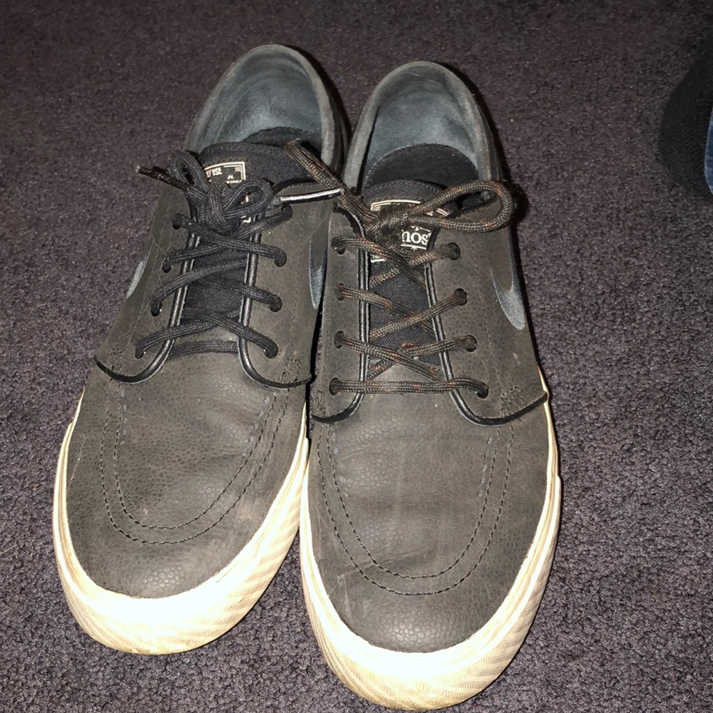 Nike Janoskis